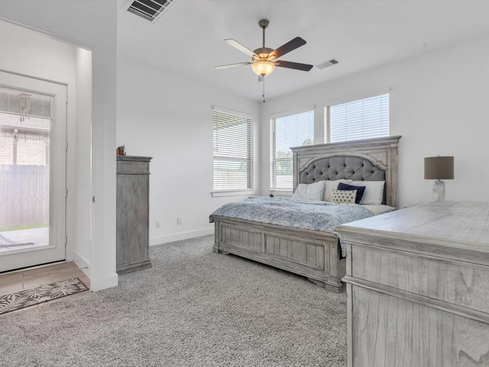 10718 Hidden Rock Drive Missouri City, TX 77459