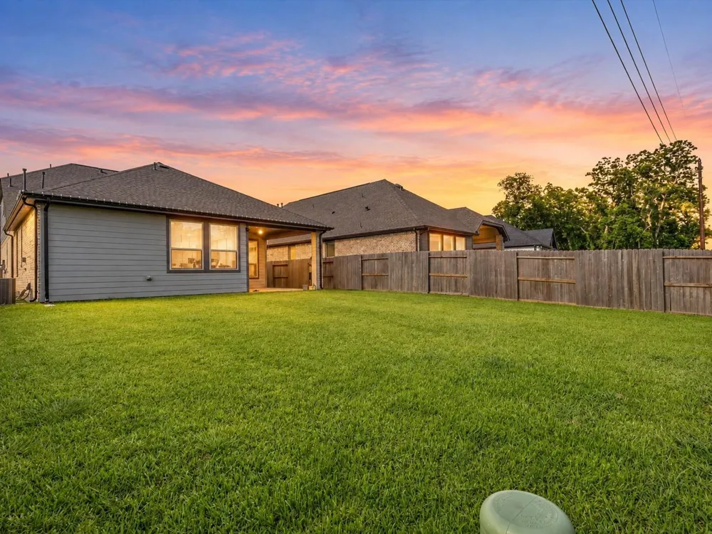 10718 Hidden Rock Drive Missouri City, TX 77459