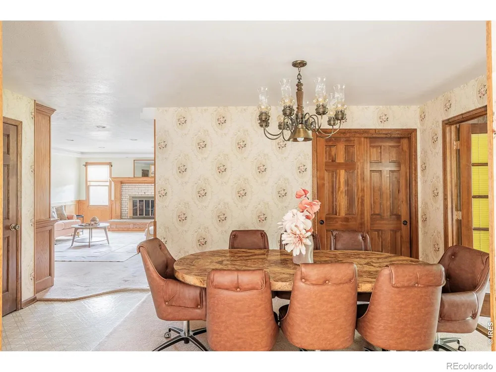 6686 Apache Court Niwot, CO 80503