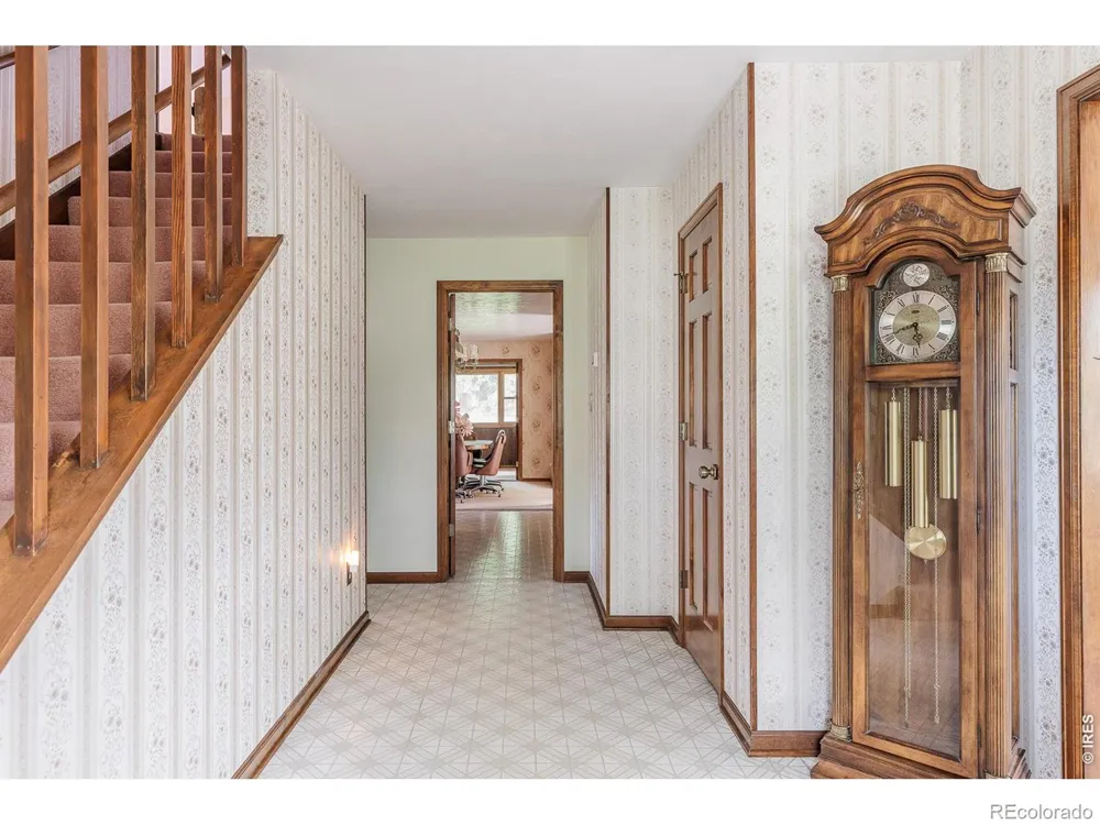 6686 Apache Court Niwot, CO 80503