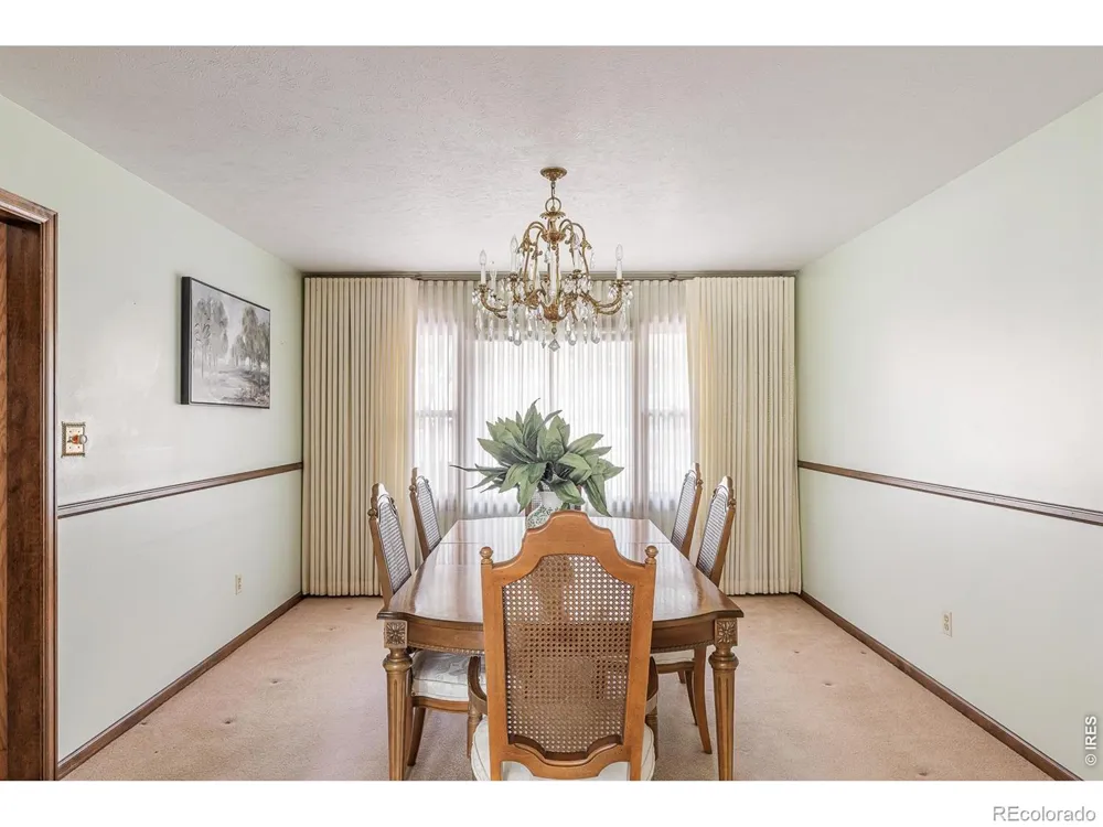 6686 Apache Court Niwot, CO 80503