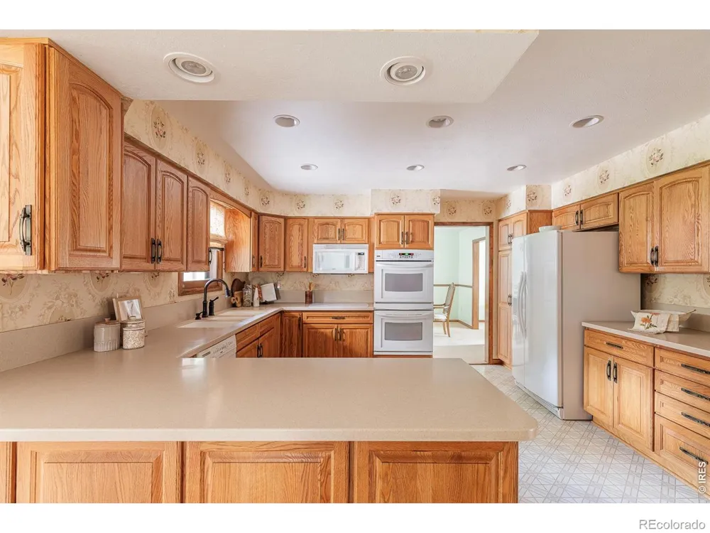 6686 Apache Court Niwot, CO 80503