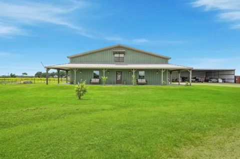 1604 County Road 370