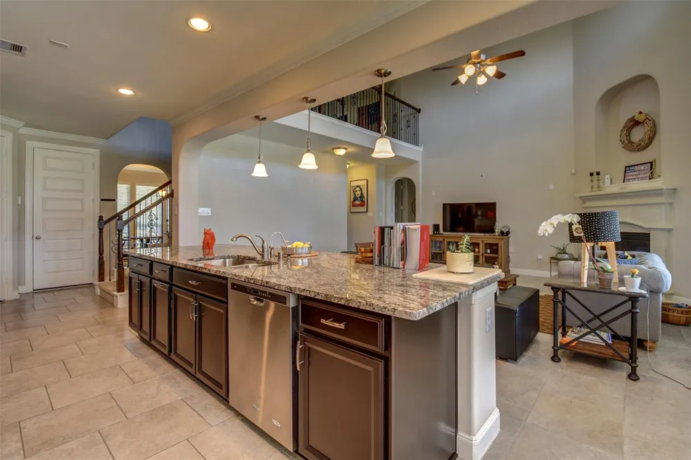 25710 Oakwood Knoll Drive Katy, TX 77494