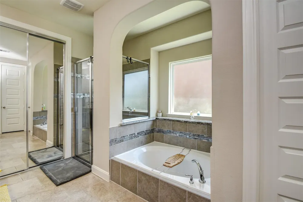 25710 Oakwood Knoll Drive Katy, TX 77494