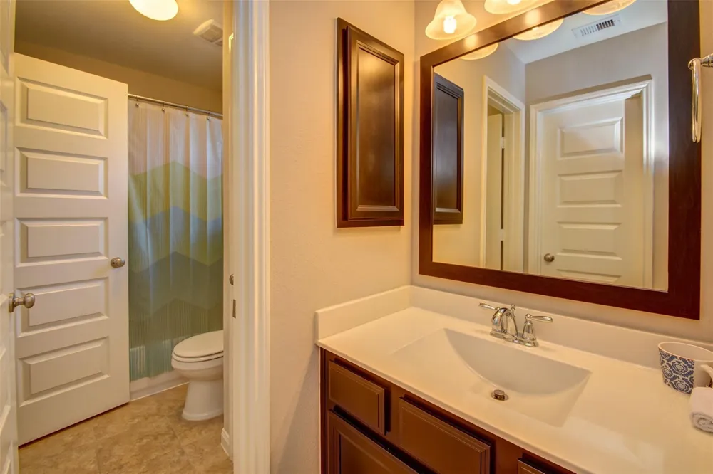 25710 Oakwood Knoll Drive Katy, TX 77494
