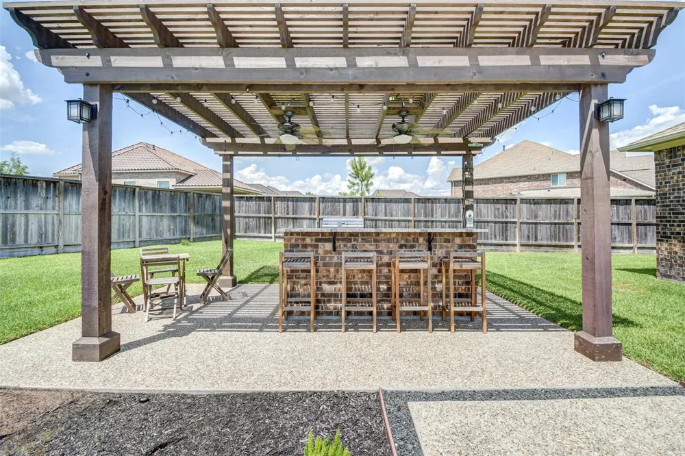 25710 Oakwood Knoll Drive Katy, TX 77494