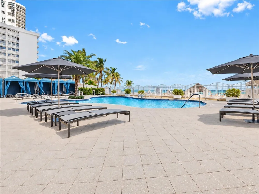16699 Collins Ave #1610 Sunny Isles Beach, FL 33160