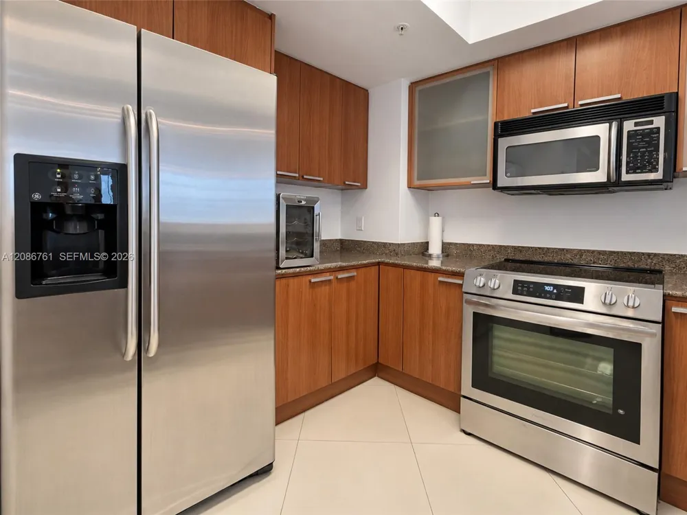 16699 Collins Ave #1610 Sunny Isles Beach, FL 33160