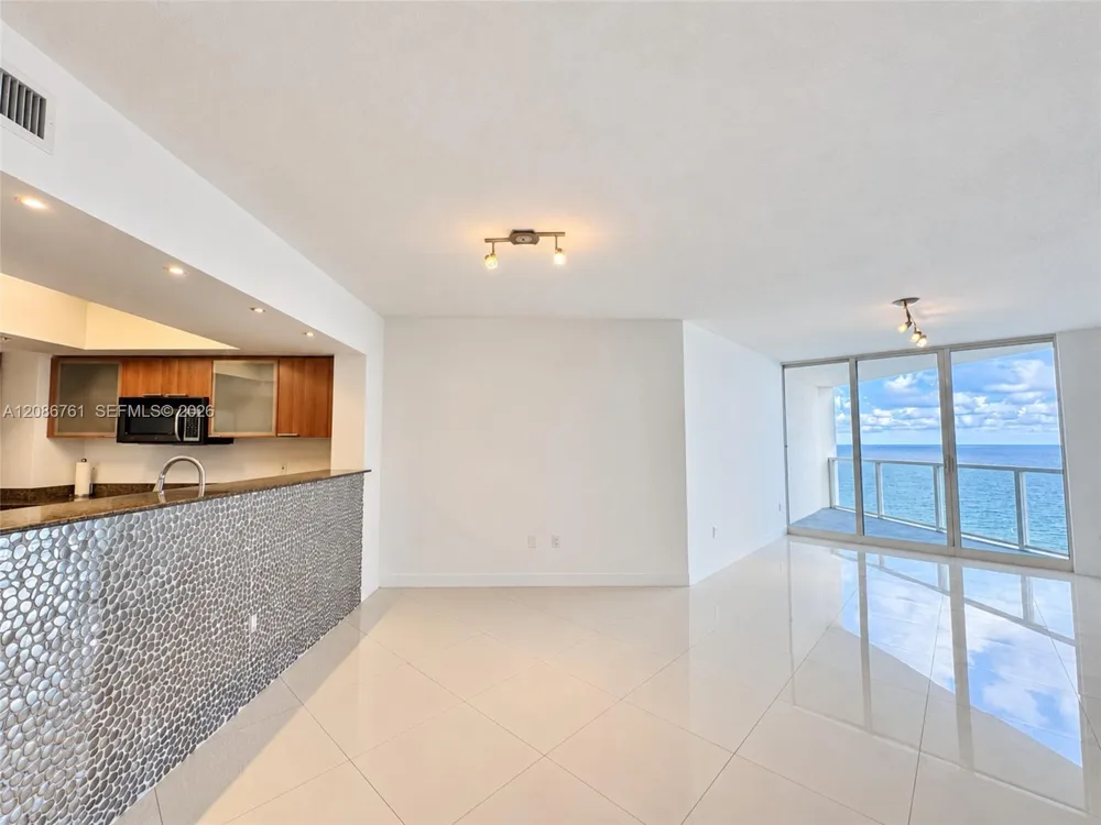 16699 Collins Ave #1610 Sunny Isles Beach, FL 33160