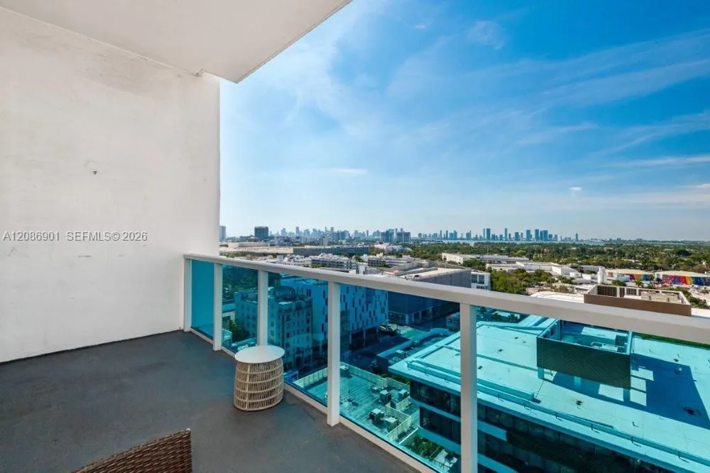 2301 Collins Ave #1630 Miami Beach, FL 33139