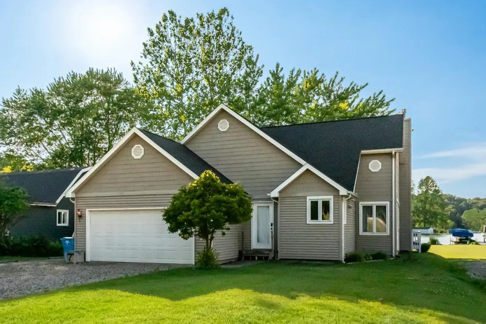 66100 Dolans Avenue Vandalia, MI 49095