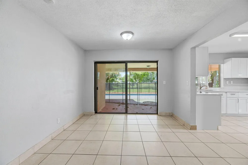 3427 NW 37TH STREET Lauderdale Lakes, FL 33309
