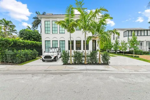226 Oleander Avenue #3