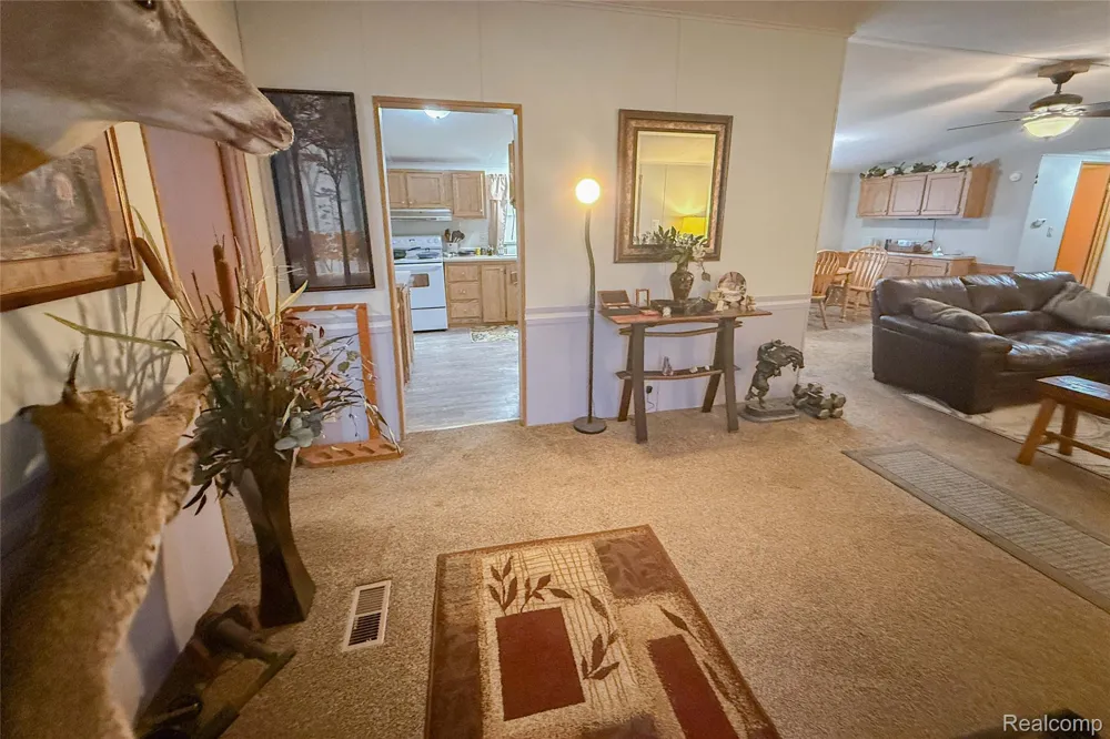 5192 W Annapolis Circle #128 Canton Charter Township, MI 48188