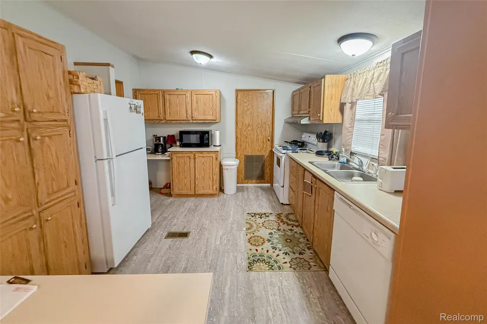 5192 W Annapolis Circle #128 Canton Charter Township, MI 48188