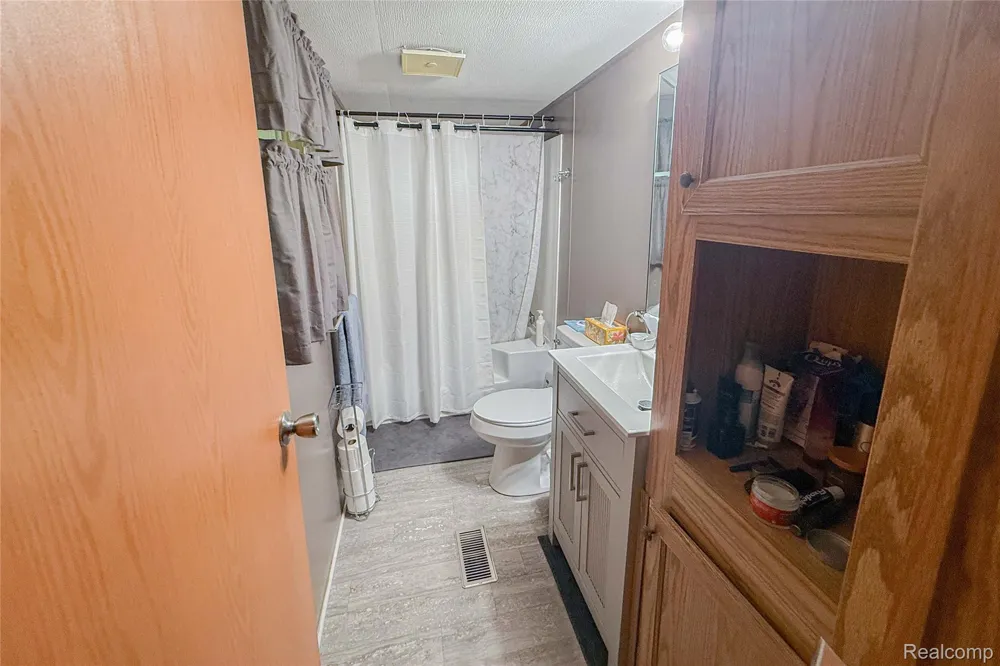 5192 W Annapolis Circle #128 Canton Charter Township, MI 48188