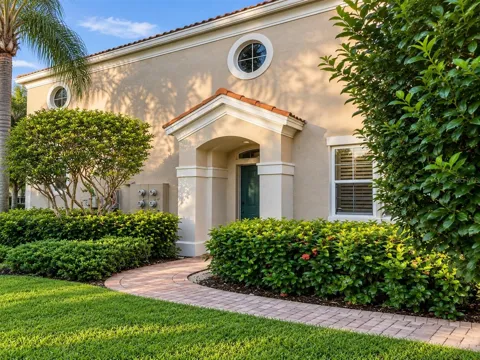 5235 PARISIENNE PLACE #101B28