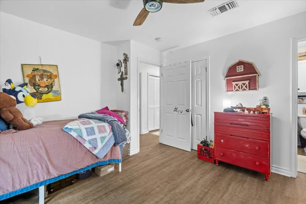 150 Copeland Hill Road Smithville, TX 78957