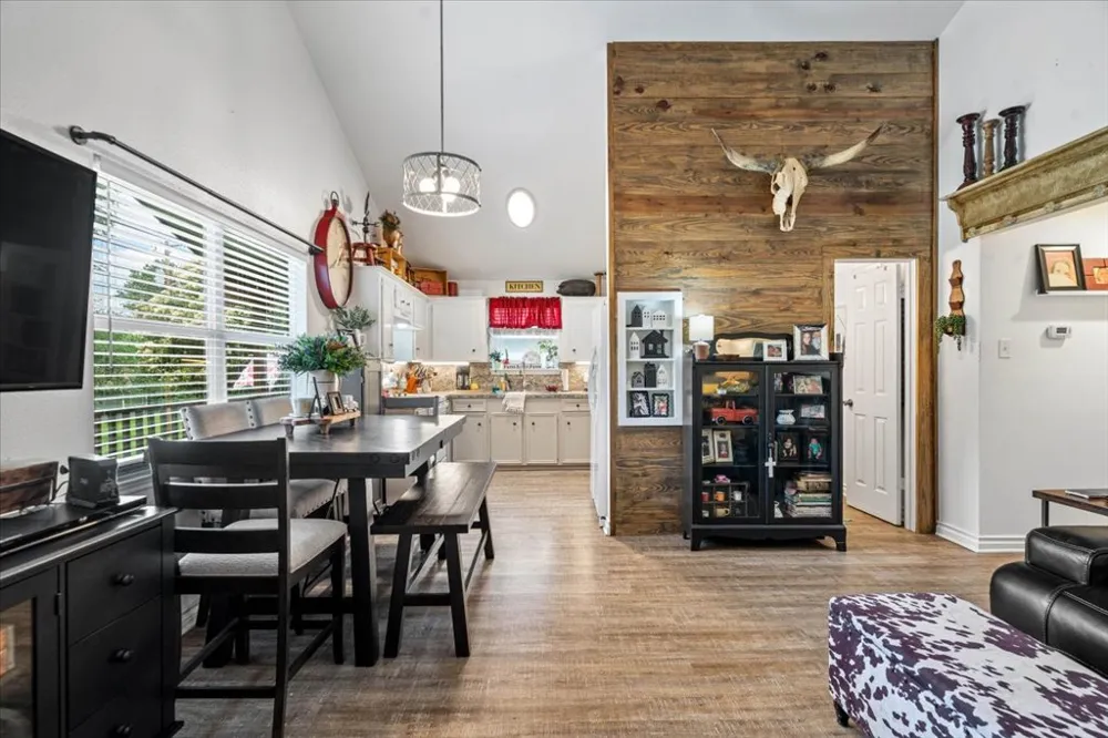 150 Copeland Hill Road Smithville, TX 78957