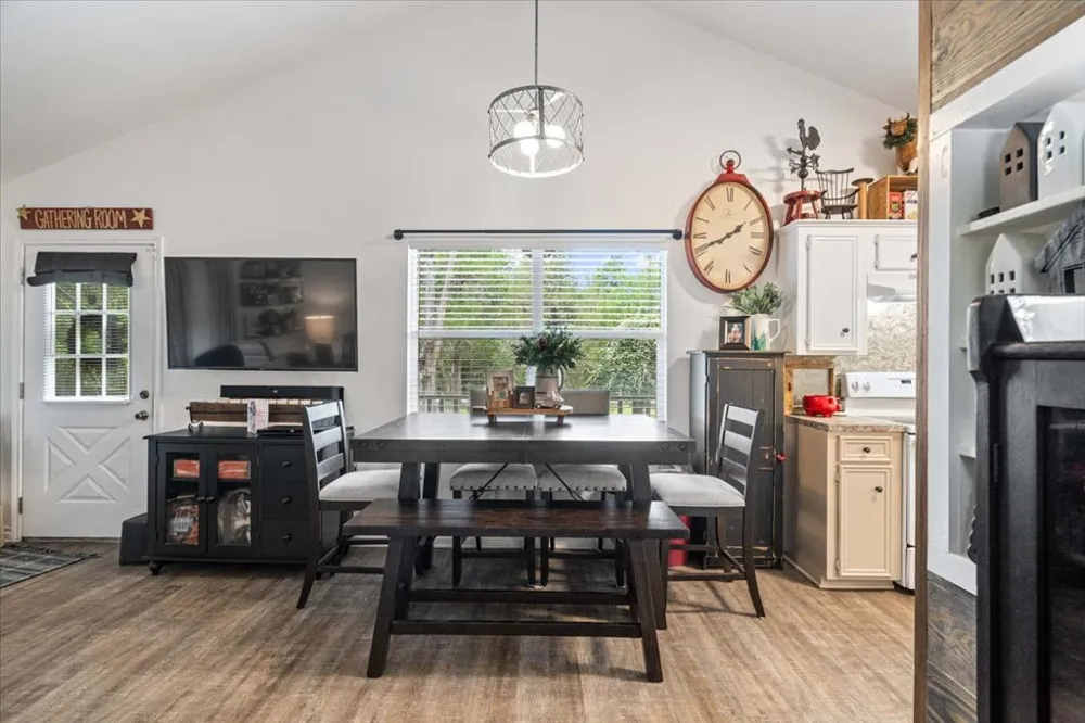 150 Copeland Hill Road Smithville, TX 78957