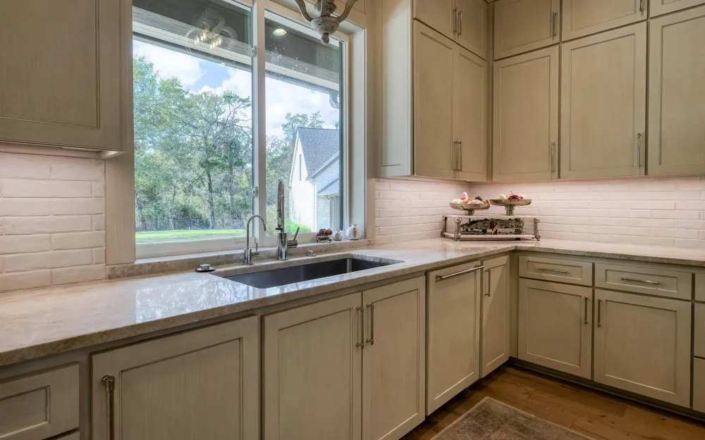22474 Kmiec Road Hempstead, TX 77445