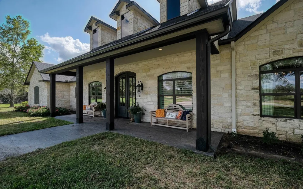 22474 Kmiec Road Hempstead, TX 77445