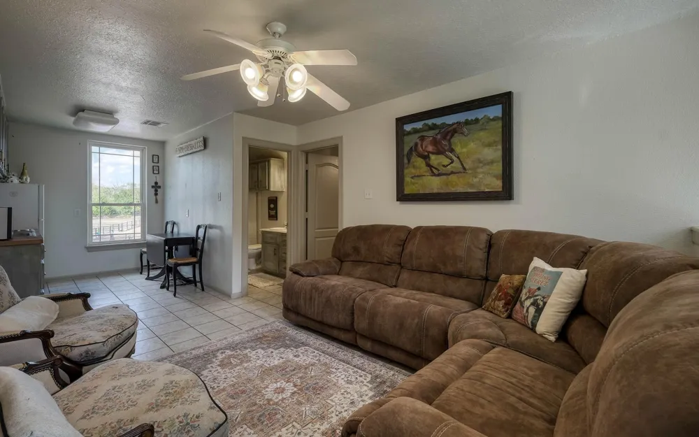 22474 Kmiec Road Hempstead, TX 77445