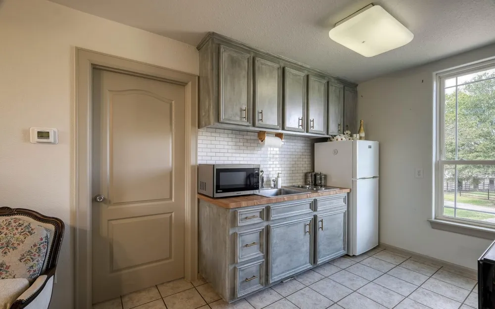 22474 Kmiec Road Hempstead, TX 77445