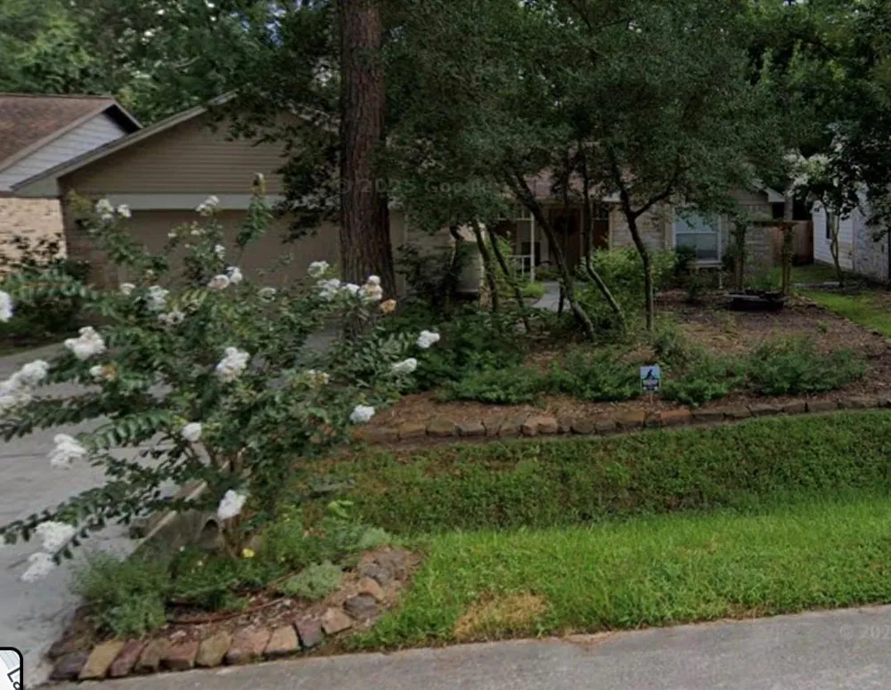 20 Edgewood Forest Court The Woodlands, TX 77381
