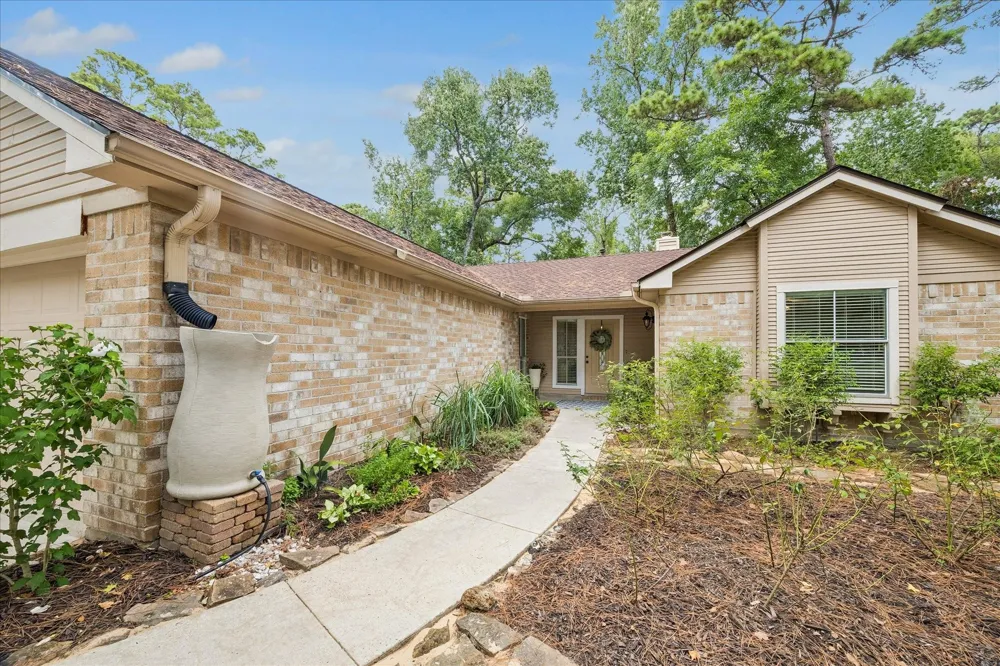 20 Edgewood Forest Court The Woodlands, TX 77381