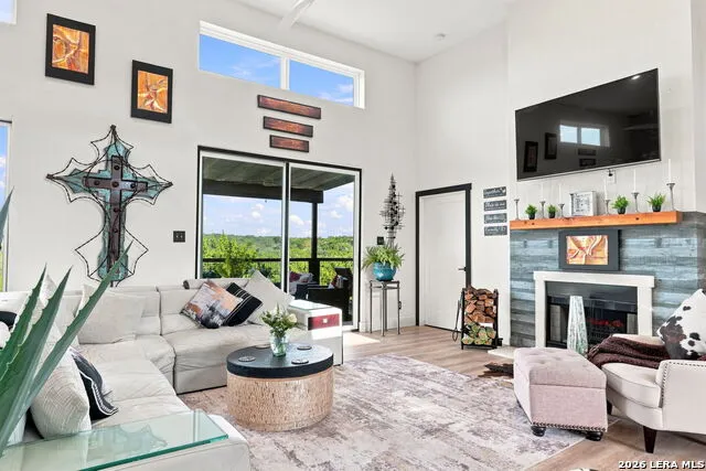 1040 ERIKA CRST Canyon Lake, TX 78133