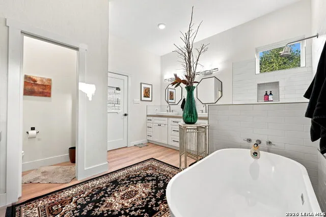 1040 ERIKA CRST Canyon Lake, TX 78133