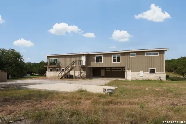 2010 HOFFMANN LN New Braunfels, TX 78132