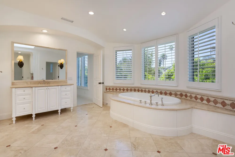763 Patterson Place Los Angeles, CA 90272