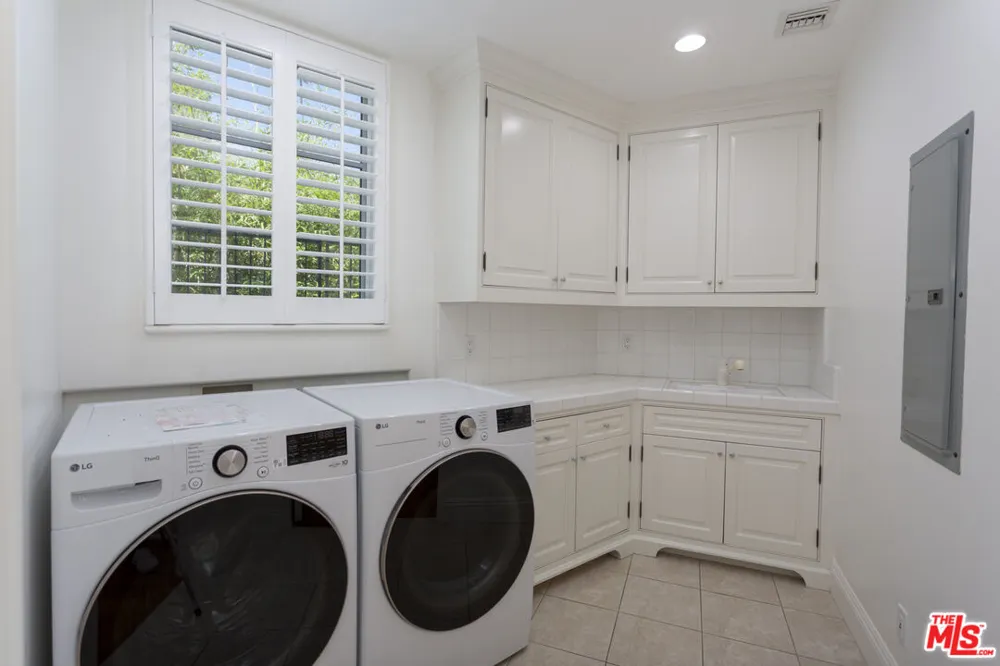 763 Patterson Place Los Angeles, CA 90272