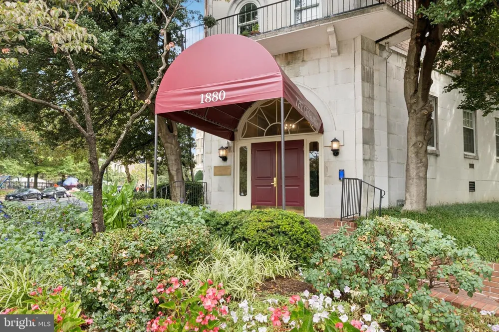 1880 COLUMBIA ROAD NW #204 Washington, DC 20009