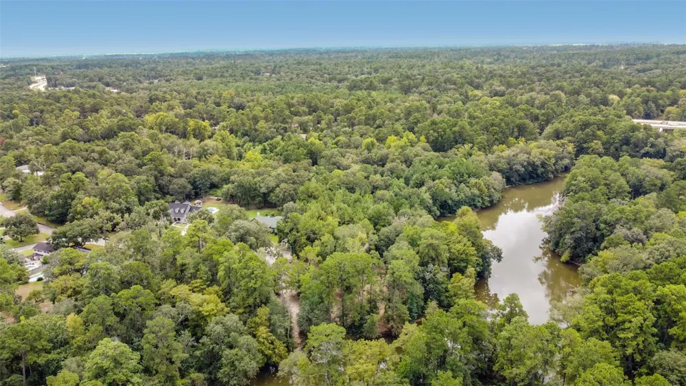 1 Farmcreek Drive Huffman, TX 77336