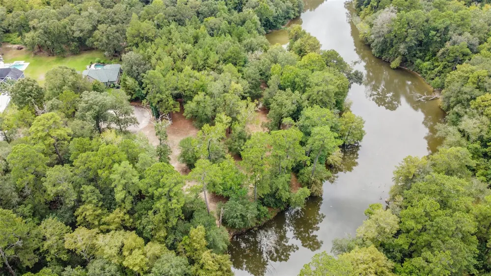 1 Farmcreek Drive Huffman, TX 77336