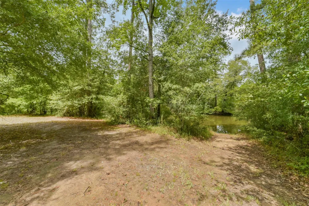 1 Farmcreek Drive Huffman, TX 77336