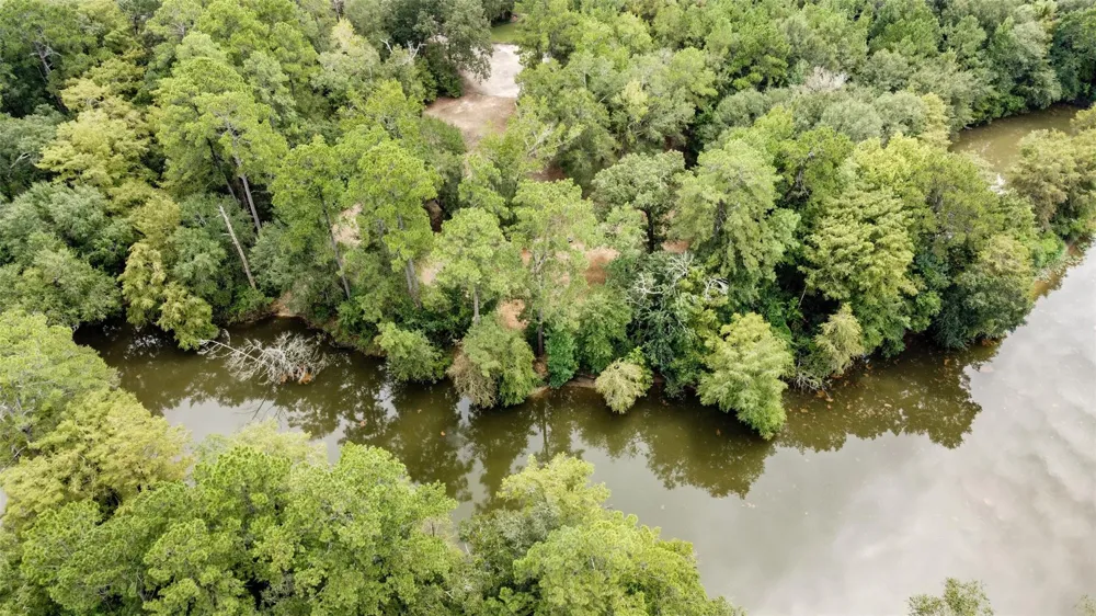 1 Farmcreek Drive Huffman, TX 77336