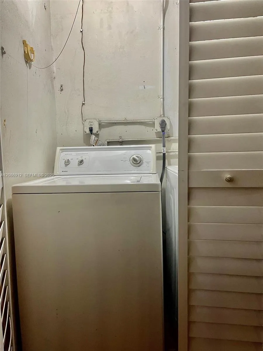 5825 W 25th Ct #311 Hialeah, FL 33016