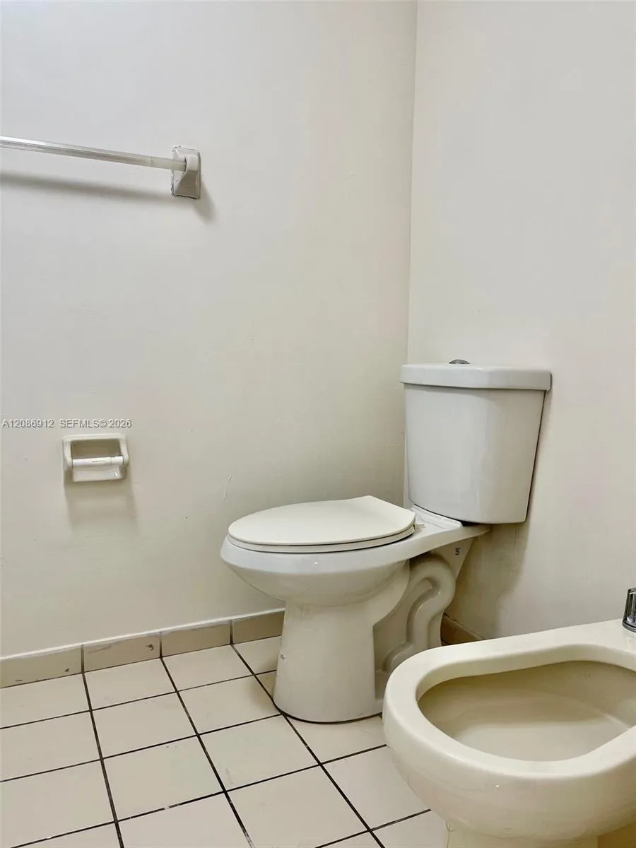 5825 W 25th Ct #311 Hialeah, FL 33016