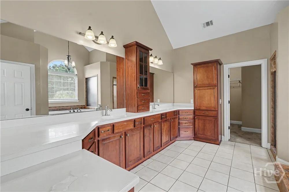 701 Nease Road Guyton, GA 31312