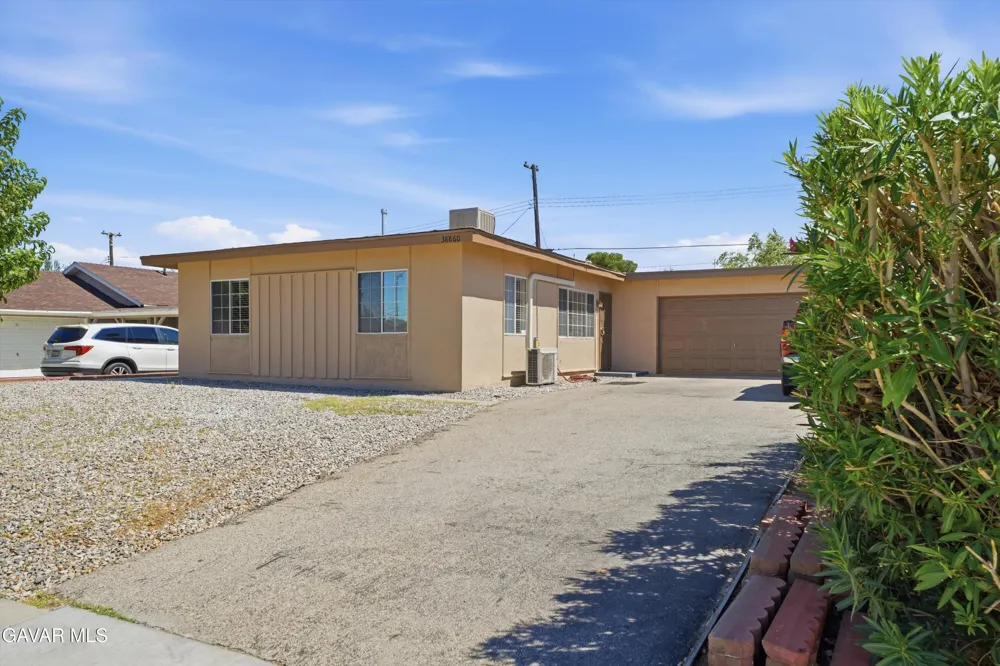 38860 Deer Run Road Palmdale, CA 93551
