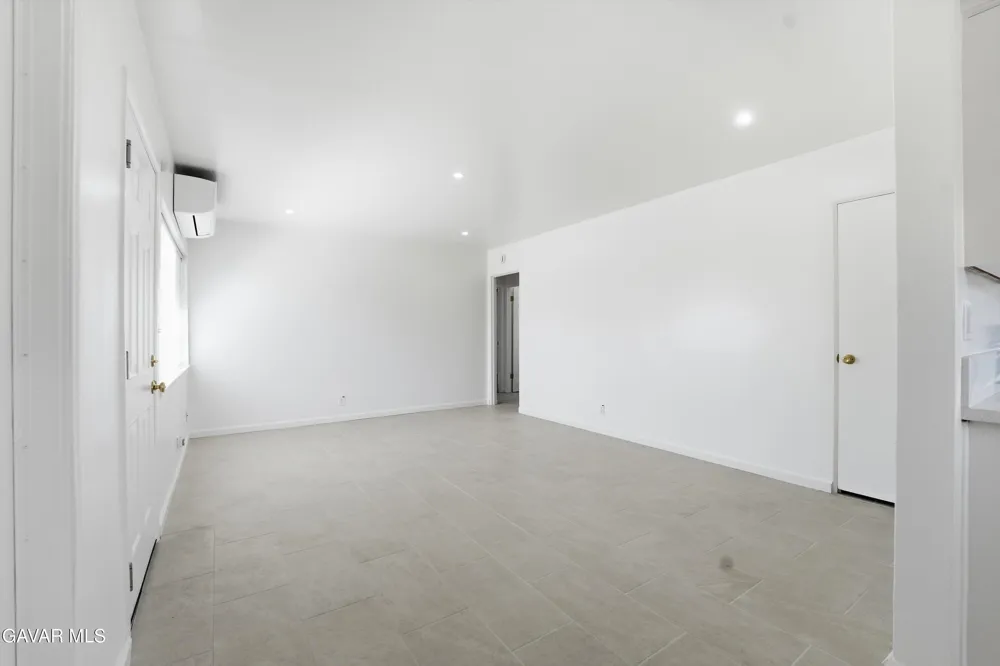 38860 Deer Run Road Palmdale, CA 93551