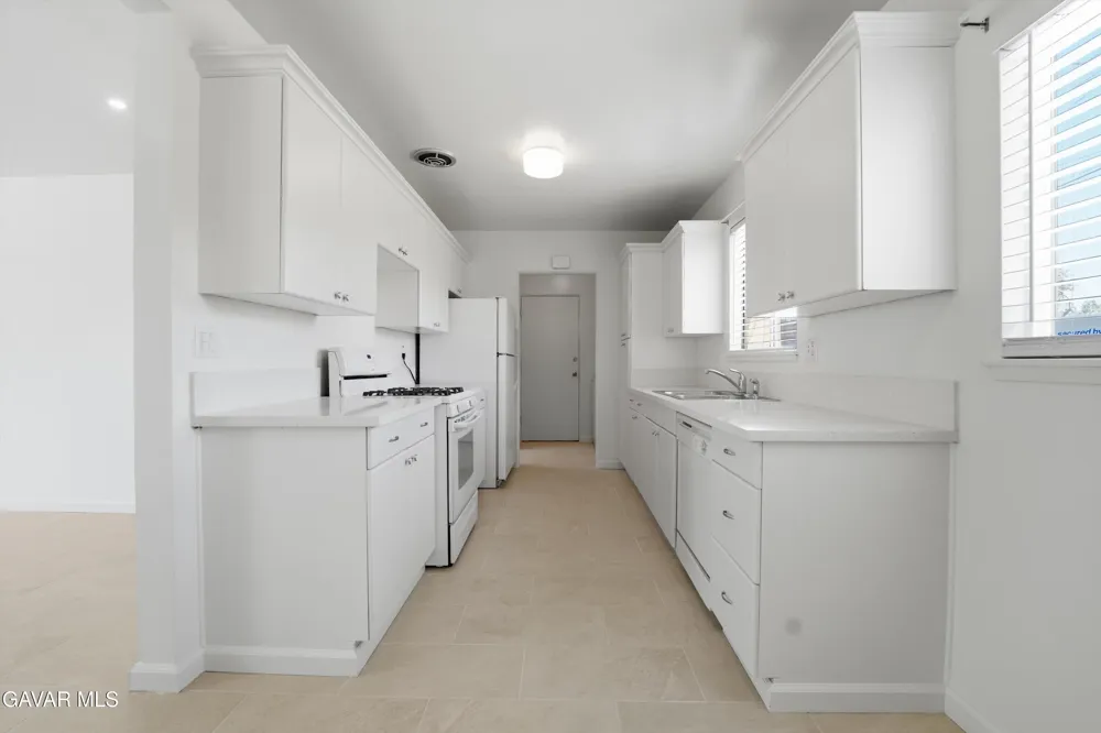 38860 Deer Run Road Palmdale, CA 93551