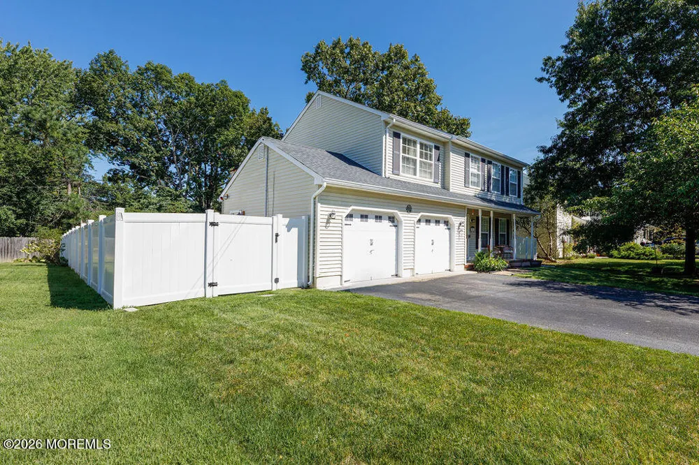 1010 Mariner Avenue Manahawkin, NJ 08050