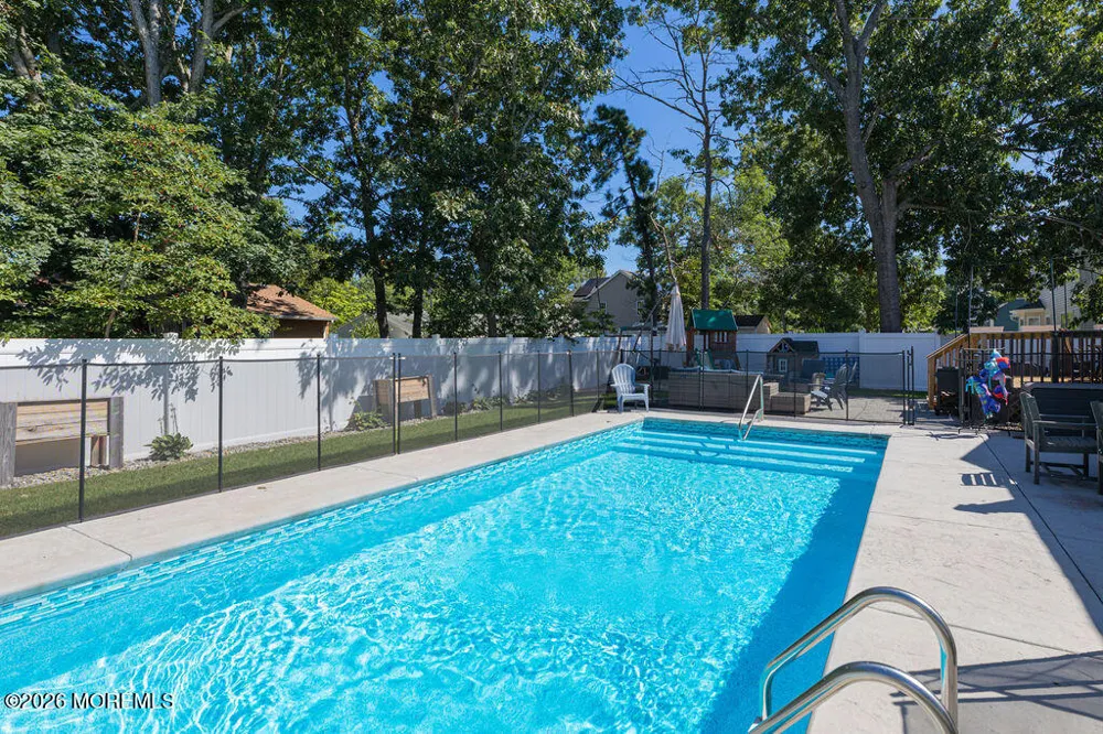 1010 Mariner Avenue Manahawkin, NJ 08050
