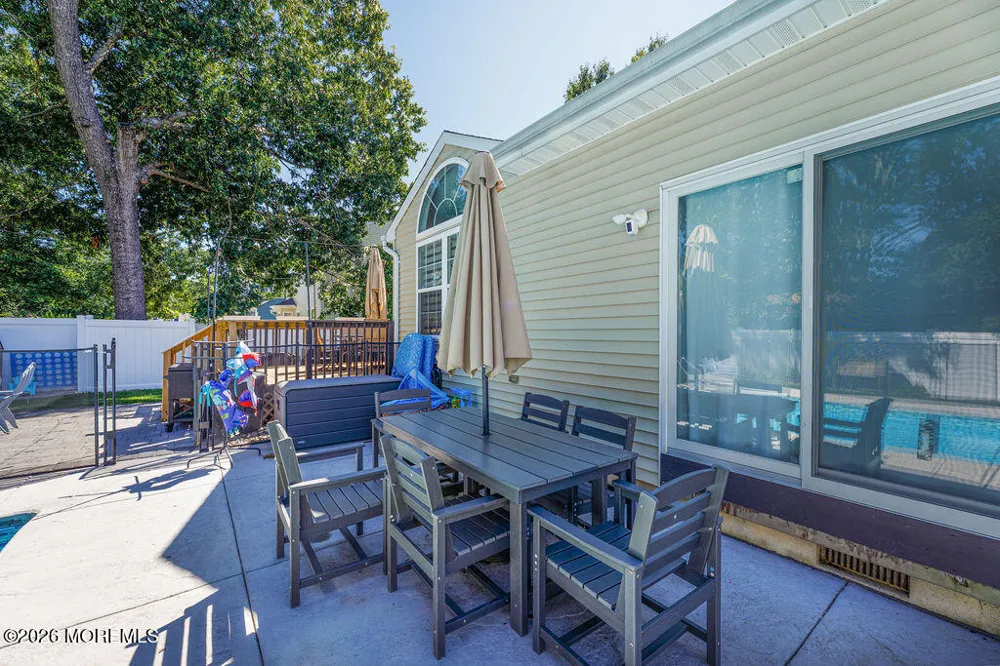 1010 Mariner Avenue Manahawkin, NJ 08050